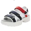 Hot Sale-Arrivel Vit Röd Anti-Slipping Quick-Torka Utomhus Tofflor Mjukvatten Sko Storlek 36-44