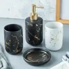 Set di accessori per il bagno in finto marmo in ceramica Strumenti per il lavaggio Bottiglia Collutorio Tazza Sapone Portaspazzolino Articoli per la casa