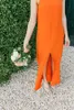 Rustik Orange Bröllop Brudtärna Klänningar O Neckline Lång Chiffon Billiga Sommar Country Style Beach Main of Honor Dresses Front Slit Under 100