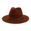 2021 Pop Billiga Partihandel Party Lady Filt Wool Chapeau Panama Fedora Hattar Män Kvinnor Panama Style Jazz Trilby Hat med Leopard Print