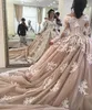 Luxury Ball Gown Bröllopsklänningar V Hals Saudiarabiska Av Skulder Lång Ärms Brudklänningar Lace Up Court Train Wedding Vestidos