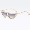 LuxuryDiamond Sunglasses Crim Crystal Femme Designer Brand Designer Sun Glasse-Fashion Cat Eye Sun Verme Femme Femelle Eyewe1879293