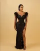 2020 Arabisch ASO EBI Black Sparkly Mermaid Avondjurken Sheer Neck Beaded Prom Dresses Lovertjes Formele Party Second Reception Jurken ZJ336