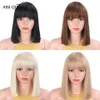 Aisi Queens Synthetische Pruiken met Pony Rechte Blonde Korte Natuurlijke Bob pruik voor Zwart Wit Vrouwen Hoge Temperatuur Fiber2100199