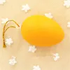 Confezione di uovo di Pasqua in plastica di colori assortiti di caccia vuota