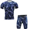 Polyester Men T-рубашка и колготки сжатие набор фитнес тренировки камуфляж 3D Print MMA RASHGUARD CrossFit Dyings Trend Trend