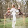 Elegantes Spitzen-Hochzeitskleid mit Bateau-Schleppe, modernes Chiffon mit langen Ärmeln, Land-Brautkleider, sexy Strand-Boho-Brautkleider