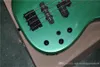 4 Strings Metallic Green Body Electric Bass Guitar med fast bro, svarta tuners och bro, kan anpassas