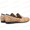 New crina de leopardo impressão homens sapatos de camurça vestido de festa dos homens mocassins de fumar chinelo homens flats plus size