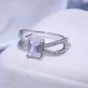Anillo de banda de boda cruzada Joyería de moda simple Plata de ley 925 Corte princesa Topacio blanco CZ Diamante Promesa popular Anillo de compromiso de mujer