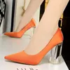 Hot Sale-Plus taglia da 34 a 40 41 42 43 Pompe sexy con tacchi alti a punta caramelle colorate scarpe in raso 12 colori scarpe firmate da donna