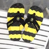 Top Quality Designer vespas Chinelos novo verão Homens flip-flops Calçados casuais chinelos de praia Sandálias Chinelos Outdoor Sapatos