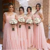 Billiga brudtärna klänningar möss ärmar spetsar applikationer sommarstrand pärlor rosa chiffong lång bröllop gäst slitage av heders formella klänningar 403