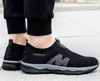 Bağcıklar ile Kutusu Yok Sneakers Loafers Ayakkabı On Ucuz Moda Sneakers Nefes Erkekler Kadınlar Siyah Beyaz Moda Kayma