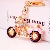 3 stks / partij cool motorfiets sleutelhanger locomotief hanger sleutel ringen emaille legering strass crystal auto sleutelhanger jongen vriend verjaardagscadeau