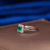 Prosta konstrukcja Szmaragdowy Obrączka 4 mm * 6 mm 0,5 CT Prawdziwy Naturalny Emerald Ring Solid 925 Srebrny Ring Emerald