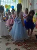 Adorable fleur filles robes à plusieurs niveaux bleu clair fête enfant en bas âge Pageant bébé robes d'anniversaire enfants première Communion robe