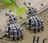 Hela 100st skelett Handlegering Charms Pendant Retro smycken gör DIY Keychain Ancient Silver Pendant för armband örhänge236f