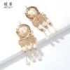 HouseLoalloy Tassels Dingle Earrings For Women Western Holiday Style Chandelier Earring Luxury Gold Wedding Engagement Jewelry Gratis frakt