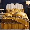 Set di biancheria da letto di lusso in raso di seta jacquard / cotone Copripiumino in pizzo Biancheria da letto Set di lenzuola Federe Copriletto Queen King Plus Size