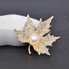Kobiety Rhinestone Pearl Leaf Broszka Gold Bling Bling Leaf Brooch Garnitur Lapel Pin Biżuteria Prezent Dla Love Girlfriend Wysoka jakość