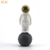 Pipa da fumo in silicone da 4,9 pollici bong portatile Moon Astronaut Pipe con ciotola in vetro dab rig accessorio per fumatori