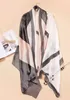 Designer donne di seta di modo di stampa di raso crema solare versatile lunga sciarpa spiaggia scialle 180x90cm opzioni multiple