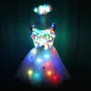 Abito luminoso a LED Abito da sposa incandescente Abbigliamento Copricapo luminoso Gonna corta a taglio basso Gruppo Abbigliamento da ballo per donna