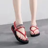 2023 Sandali con plateau Donna Summer Fashion Clip National Wind Outdoor Tutto Pantofole da spiaggia