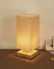 Nachtkastje Lampen Minimalistisch Massief Hout Nachtlampje Simple Desk Round Nightstand Lamp met stoffen tint