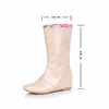 Gorąca sprzedaż-Kobiety Moda Rain Botki Lady Niski Heel Solid Slip On Patent Skórzany Wodoodporny Wellly Klamra Rainboots