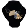 Trouvez-moi nouvelle mode grandes fleurs collier en tissu collier ras du cou pendentifs Vintage acrylique Maxi déclaration collier femmes bijoux