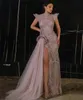 Eleganta kvällsklänningar Högkrage Lace Appliques High Side Split Prom-kappor 2020 Skräddarsydda Sweep Train Special Occasion Dress