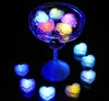 200 sztuk / partia Love Heart Ice Block Led Lighting Kolorowe Flash Kostki Lodu LED Light Luminous W Wody Nightlight Wedding Party Decor SN1051