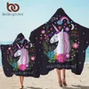 BeddingOutlet Asciugamano con cappuccio Unicorno Asciugamano da bagno in microfibra con cappuccio per bambini Adulto Floreale Cartoon Wearable Beach Wrap Coperta T200529