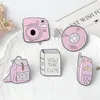 배낭 도서 카메라 휴대 전화 CD 에나멜 핀 사용자 정의 배지 핑크 소녀 브로치 옷깃 핀 데님 셔츠 칼라 보석 선물 키즈