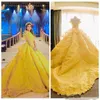 Robes de Quinceanera jaune vif Gorgeoues manches plafonnées avec appliques florales 3D balayage train sur mesure Sweet 16 robe de bal de fête