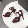 Sandálias femininas Designer Tribute em couro liso Sandálias plataforma com tira em T salto alto sandálias femininas pumps couro original