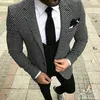 Houndstooth Groom Outfit Tuxedos toppa lapel män bröllop tuxedo mode män jacka blazer unga prom middag fest kostym (jacka + byxor + väst + slips)