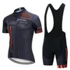 Vendite dirette in fabbrica Pro Team CAPO Abbigliamento Tuta da bici Quick Dry Uomo Biciclette Abbigliamento Ciclismo Pantaloncini con bretelle da bicicletta Conjunto Masculino Ciclismo