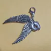 50pcs Moda Vintage Angel Wings Bebek Ayak İzi Klip Yüzen Madden Şey Mokallar Bilezik Takı Aksesuarları için Altaklar A257213Q
