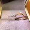 BOHO女性クリスタルジルコンストーンリングかわいい小さな銀色のローズゴールドのカラーフィンガーリングは女性のための婚約指輪