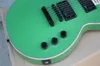 6 strängar grön 24 Frets Mahogany Body Fast Bridge Elektrisk gitarr med Maple Fingerboard, Svart hårdvara