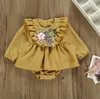 Baby girls rompers kläder toddle 3d blommor jumpsuits nyfödda triangel onesies spädbarn mode bodysuits barn prinsessa bomull toppar d6285