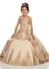 2022 Cute Buffy Flower Girl Sukienki na Wesela Szampania Klejnot Neck Gold Lace Aplikacje Kryształ Zroszony Dziewczyny Korant Dress Kids Communion Suknie