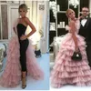 Chic Warstwowe Ruffles Tulle Pink Celebrity Arabskie Formalne Dresses Plus Size Prom Dresses 2019 Suknie wieczorowe Słodkie 16 sukienek Abendkleid