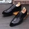 Mäns krokodilkorn äkta läder klänning skor mode man pekade Toe Casual Wedding Party Oxfords Mens Lace-Up Business Flats