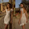 2020 Eleganckie Suknie Ślubne Płaszcze Klejnot Koronki Koronkowe Aplikacje Tassel Crystal Pearls Suknie Ślubne Krótkie Vestidos de Novia