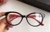 Lujo-Nuevas gafas ópticas de diseñador para mujer 8184 Gafas con marco de lente transparente de ojo de gato Gafas con incrustaciones de diamante Estilo elegante Vienen con estuche
