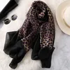 Visuelle Achsen Vintage Leopard Seidenschal Frauen Herbst Winter Marke Seide Pashmina Schal Foulard Damenmode Kopf Hijab Schals 182642612